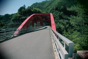 2 赤い橋